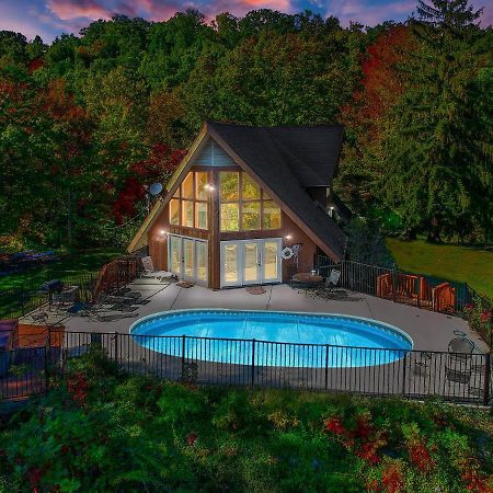 Smokystays Private Pool Chalet ガトリンバーグ エクステリア 写真